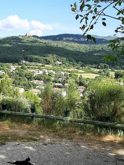 T.Belle Vue Panoramique Au Coeur Du Luberon 40M2 + Pergola . Jardin. P Apartment Apt Luaran gambar