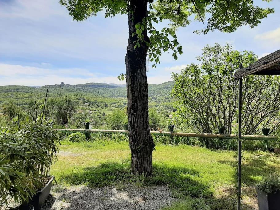 T.Belle Vue Panoramique Au Coeur Du Luberon 40M2 + Pergola . Jardin. P Apartment Apt Luaran gambar
